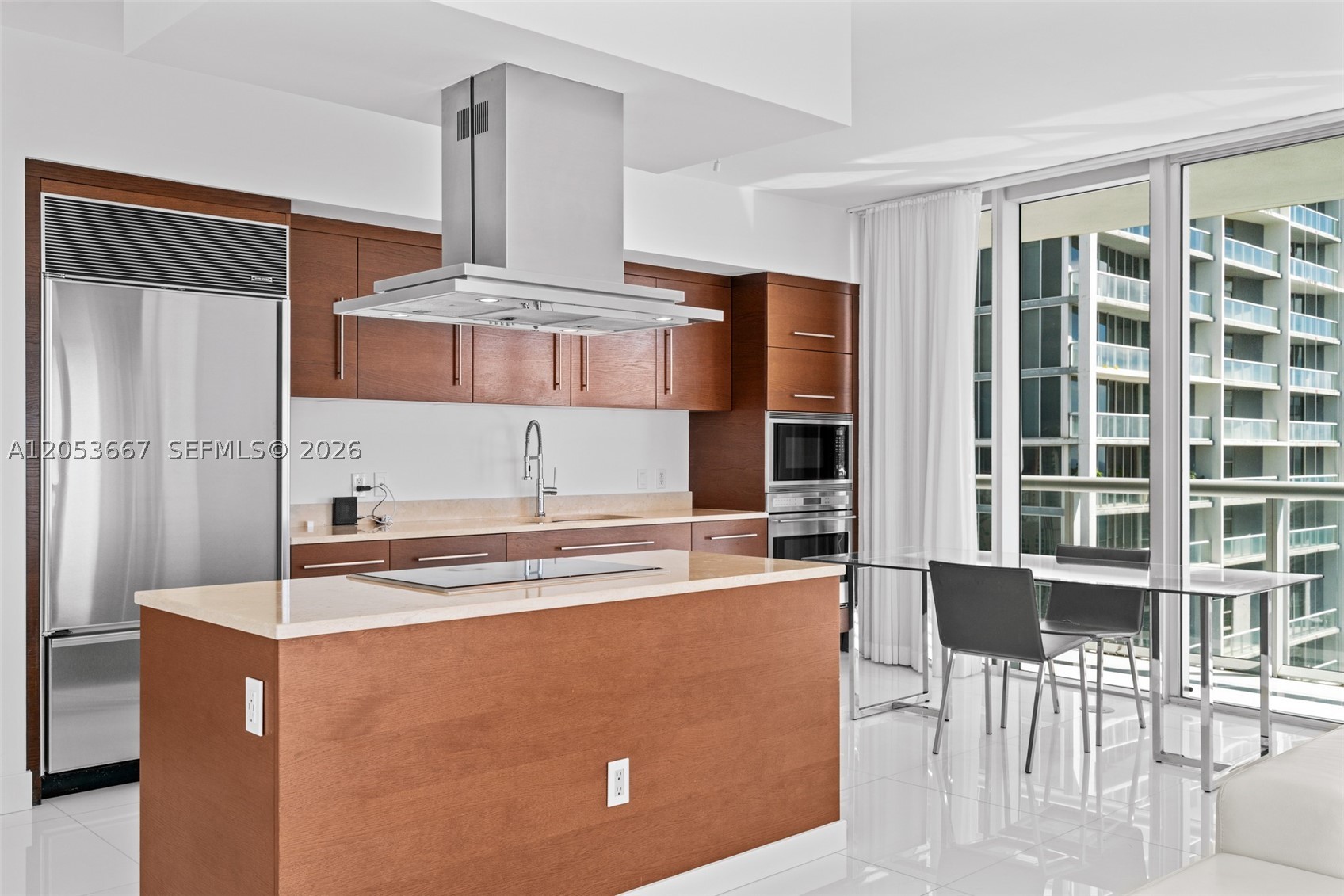 image Icon Brickell III (W Miami)17