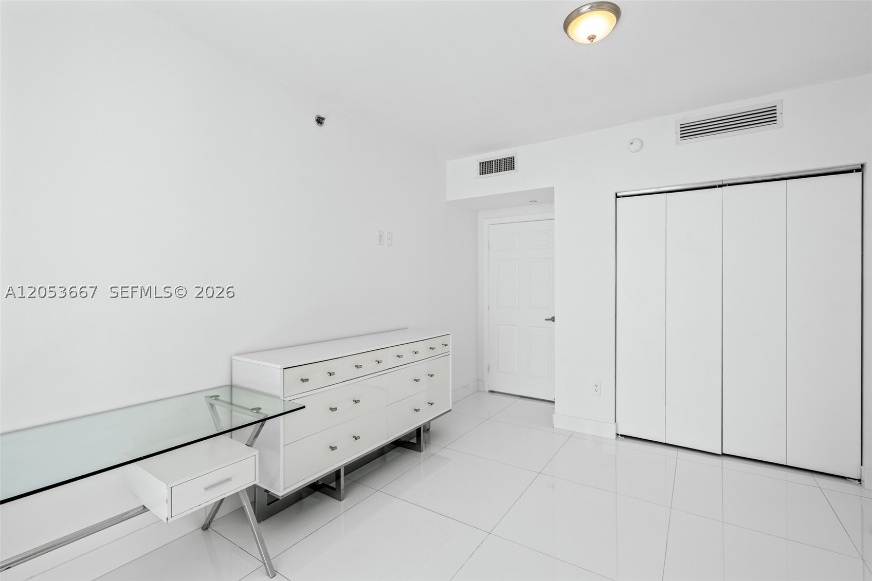image Icon Brickell III (W Miami)24