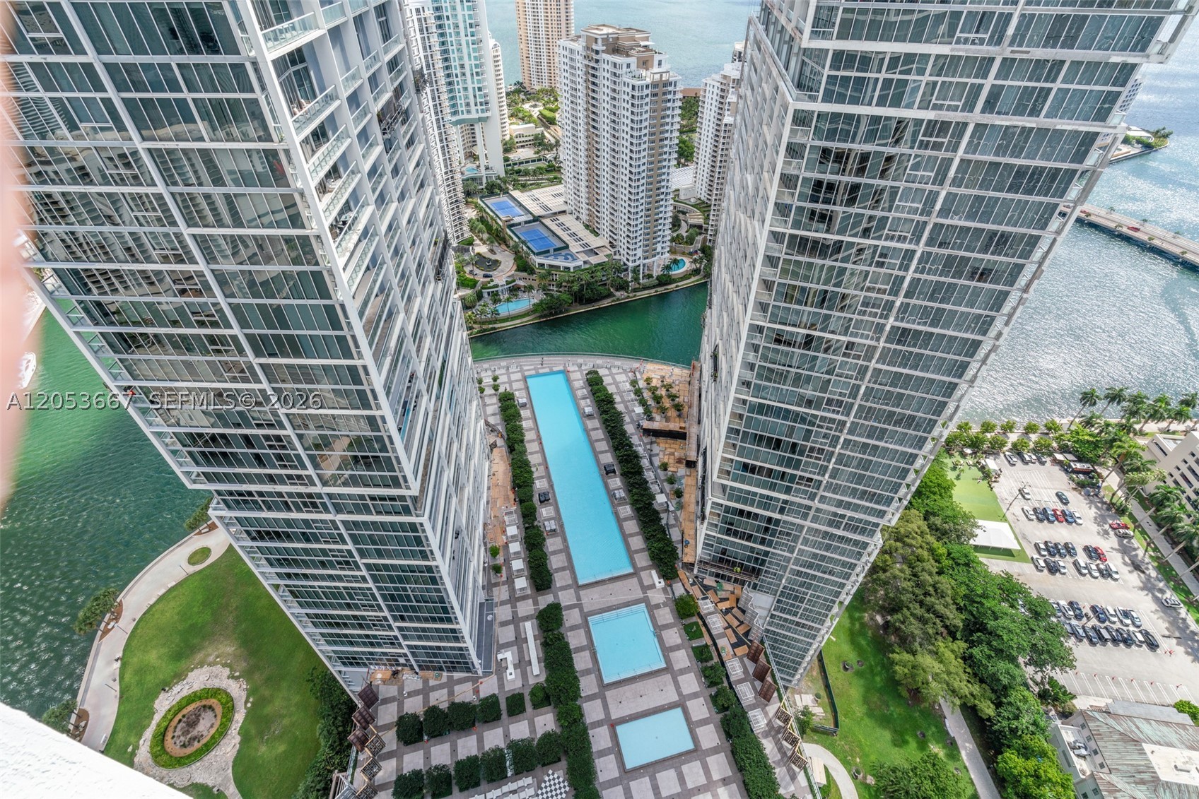 image Icon Brickell III (W Miami)35