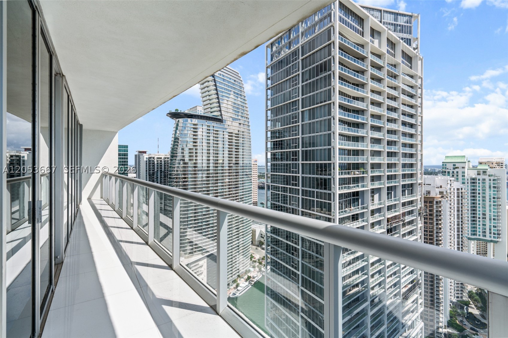 image Icon Brickell III (W Miami)41