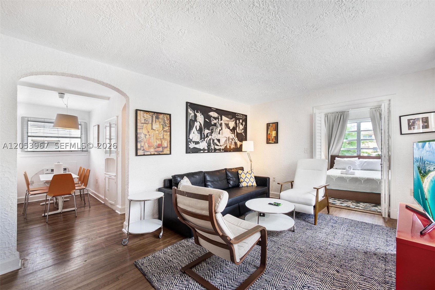 39 Sidonia Ave #2