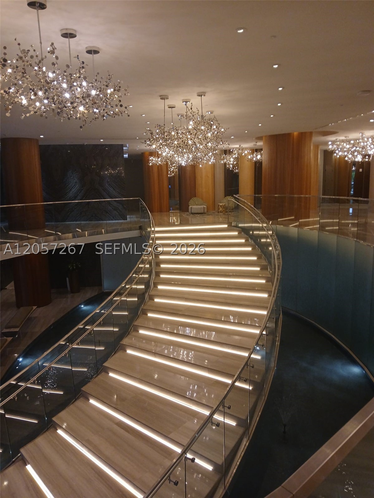 image Aria on the Bay5
