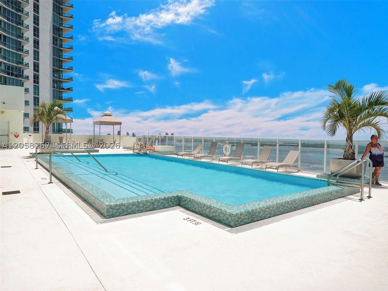 image Emerald at Brickell12