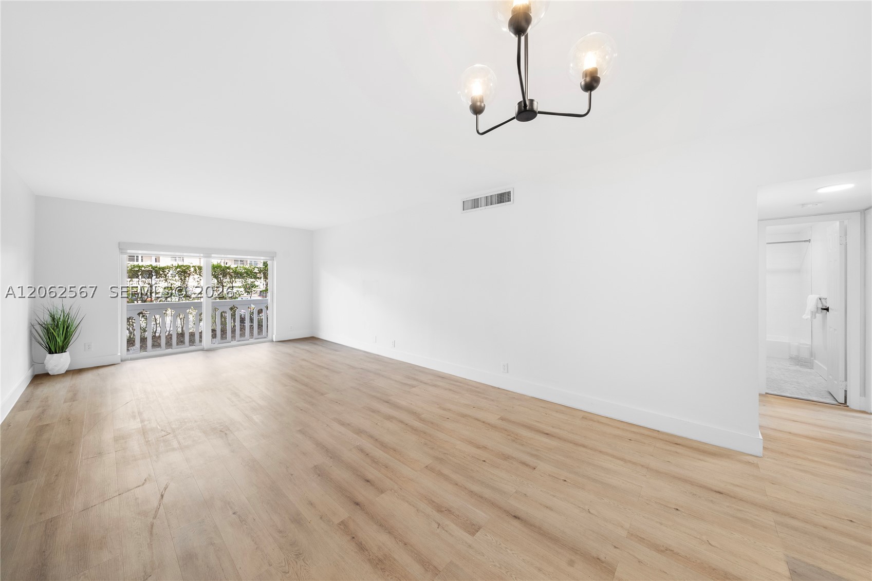 100 Edgewater Dr #138 Coral Gables, FL 33133