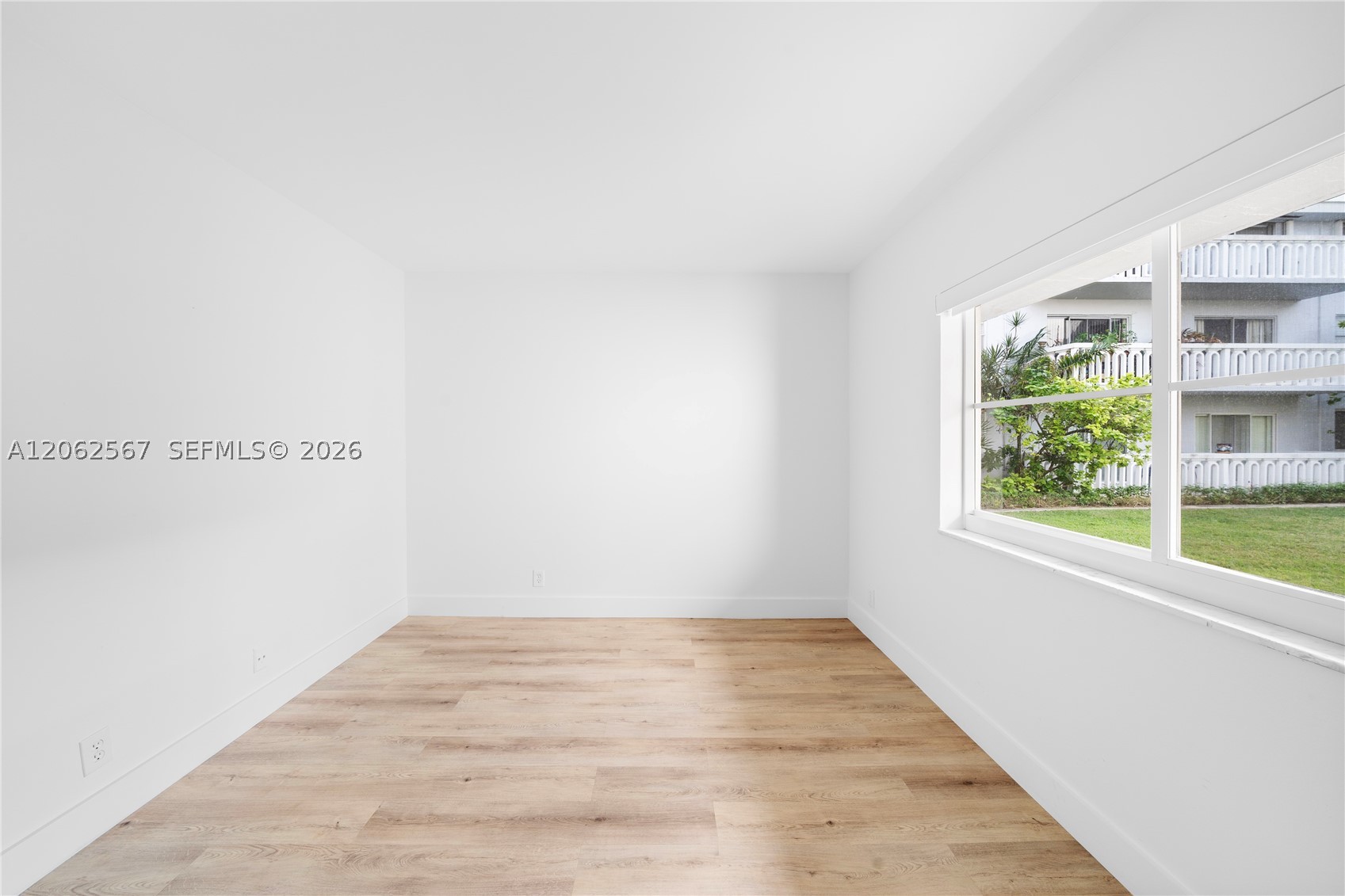 100 Edgewater Dr #138 Coral Gables, FL 33133