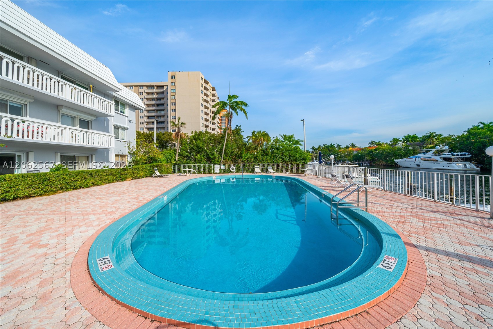 100 Edgewater Dr #138 Coral Gables, FL 33133