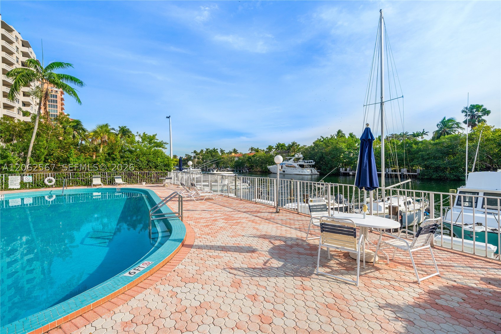 100 Edgewater Dr #138 Coral Gables, FL 33133