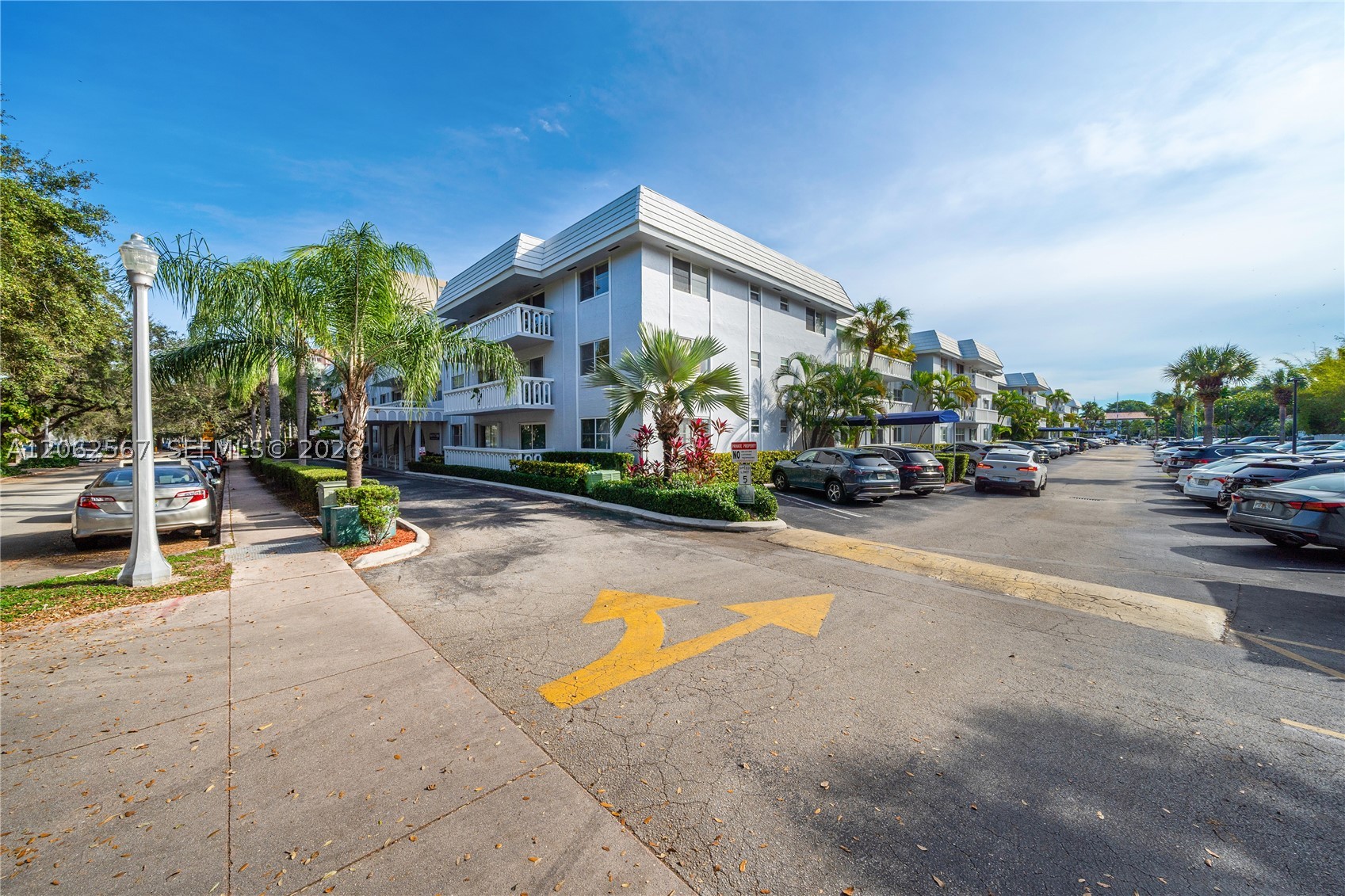 100 Edgewater Dr #138 Coral Gables, FL 33133
