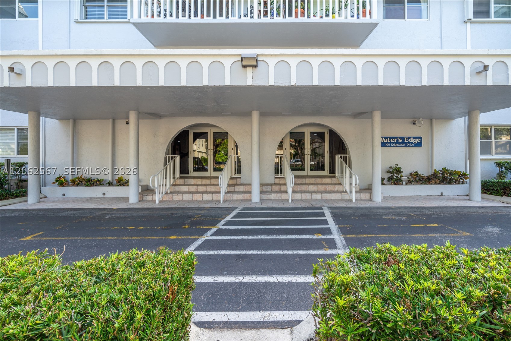 100 Edgewater Dr #138 Coral Gables, FL 33133