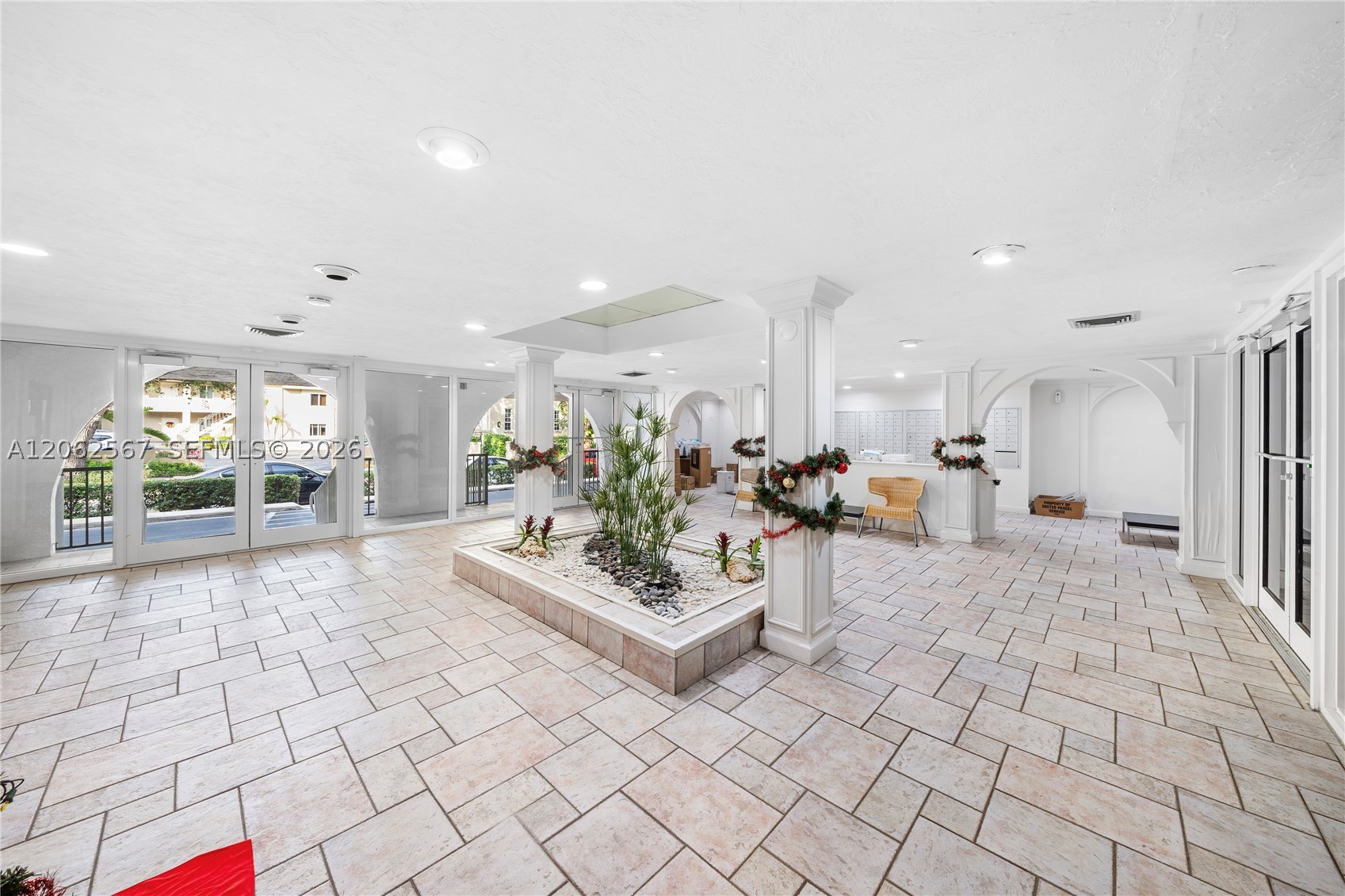 100 Edgewater Dr #138 Coral Gables, FL 33133