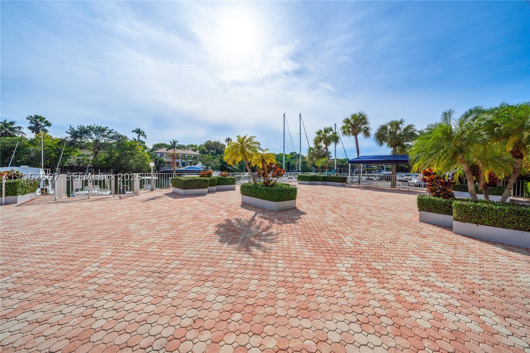 100 Edgewater Dr #138 Coral Gables, FL 33133