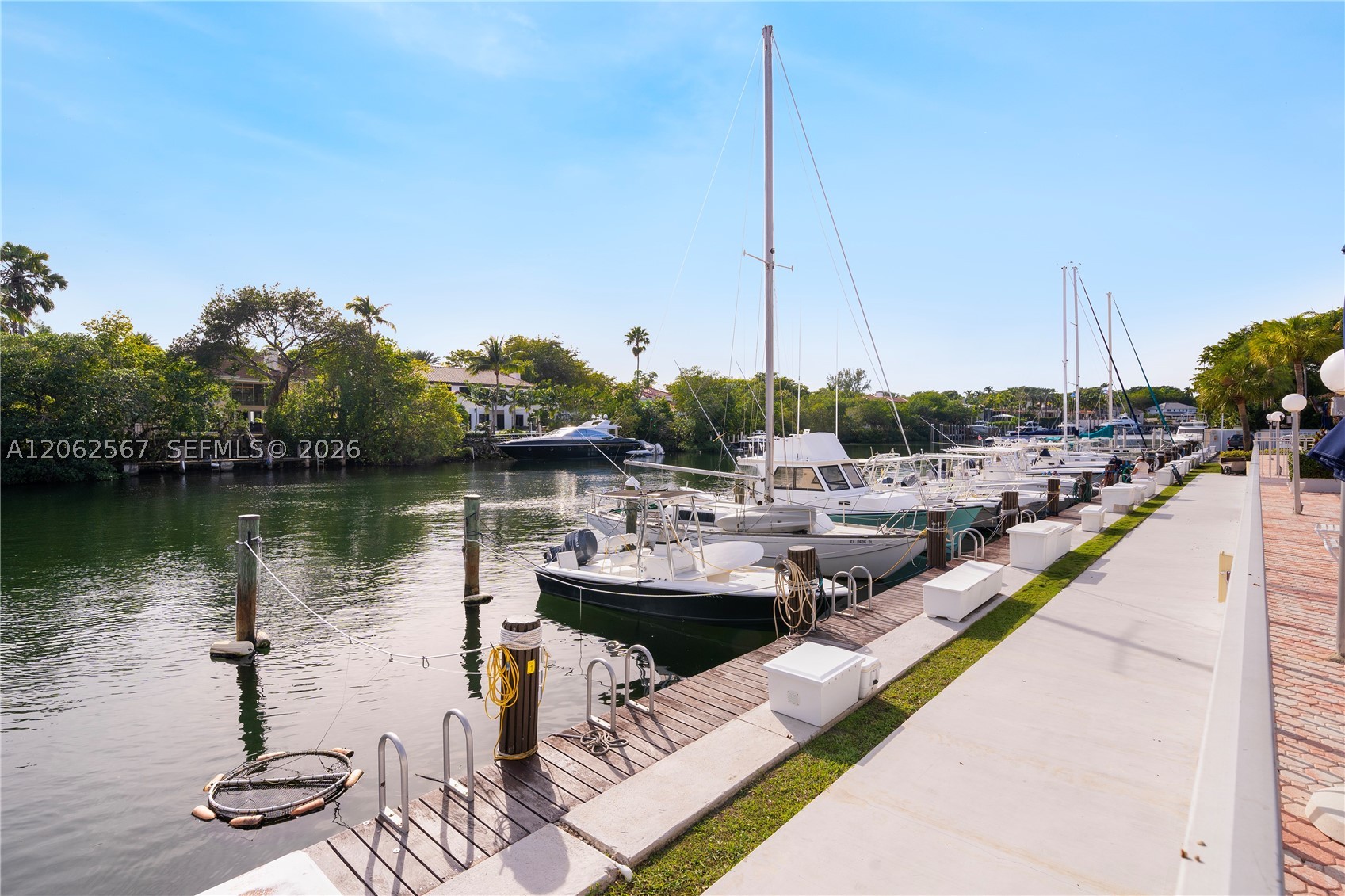 100 Edgewater Dr #138 Coral Gables, FL 33133