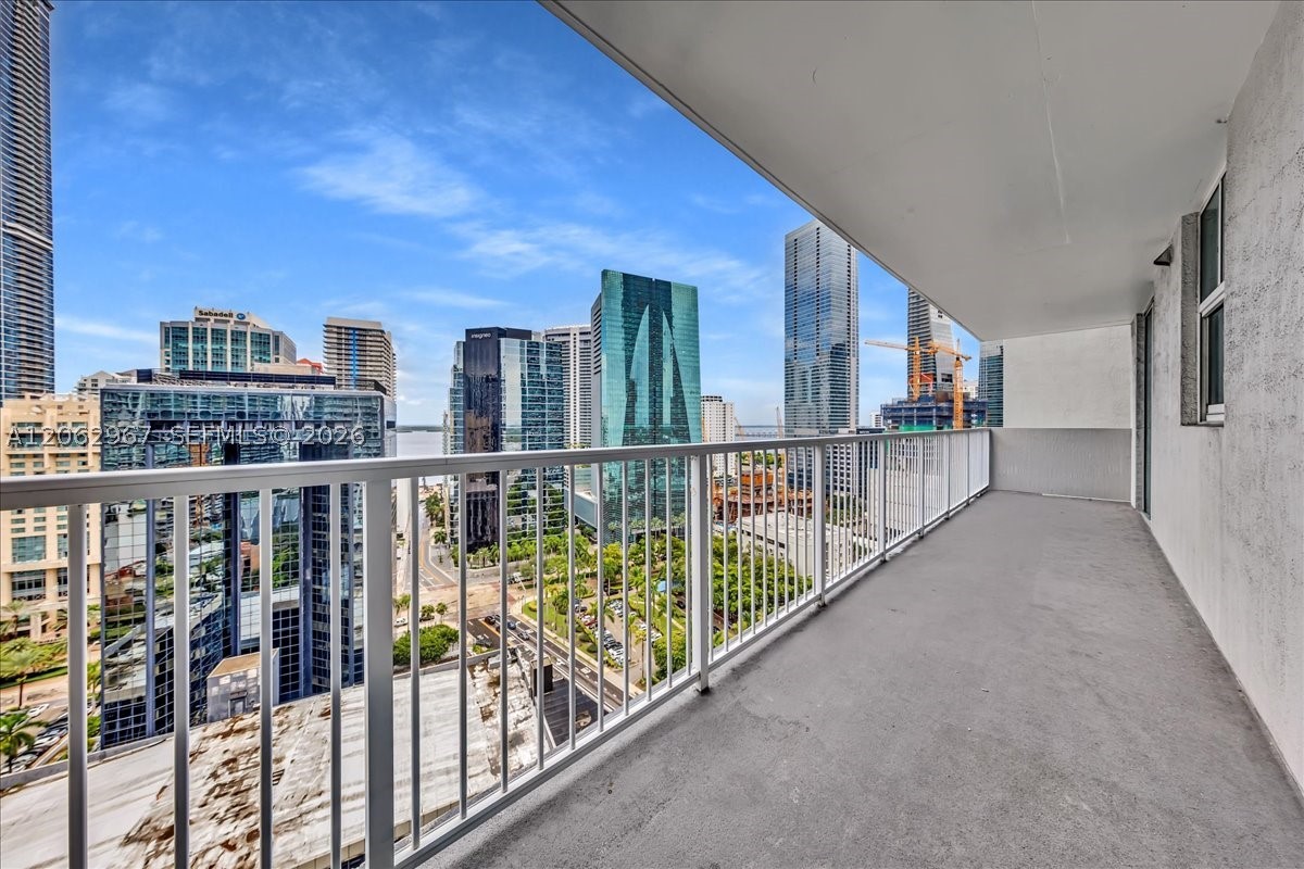 image Vue at Brickell25
