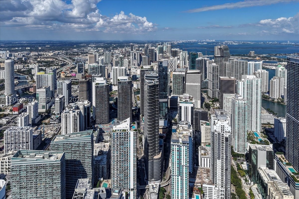 image Vue at Brickell28