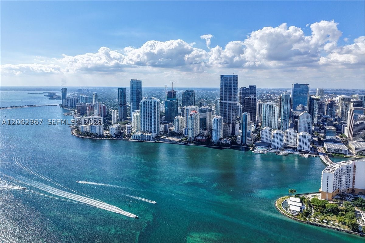 image Vue at Brickell3