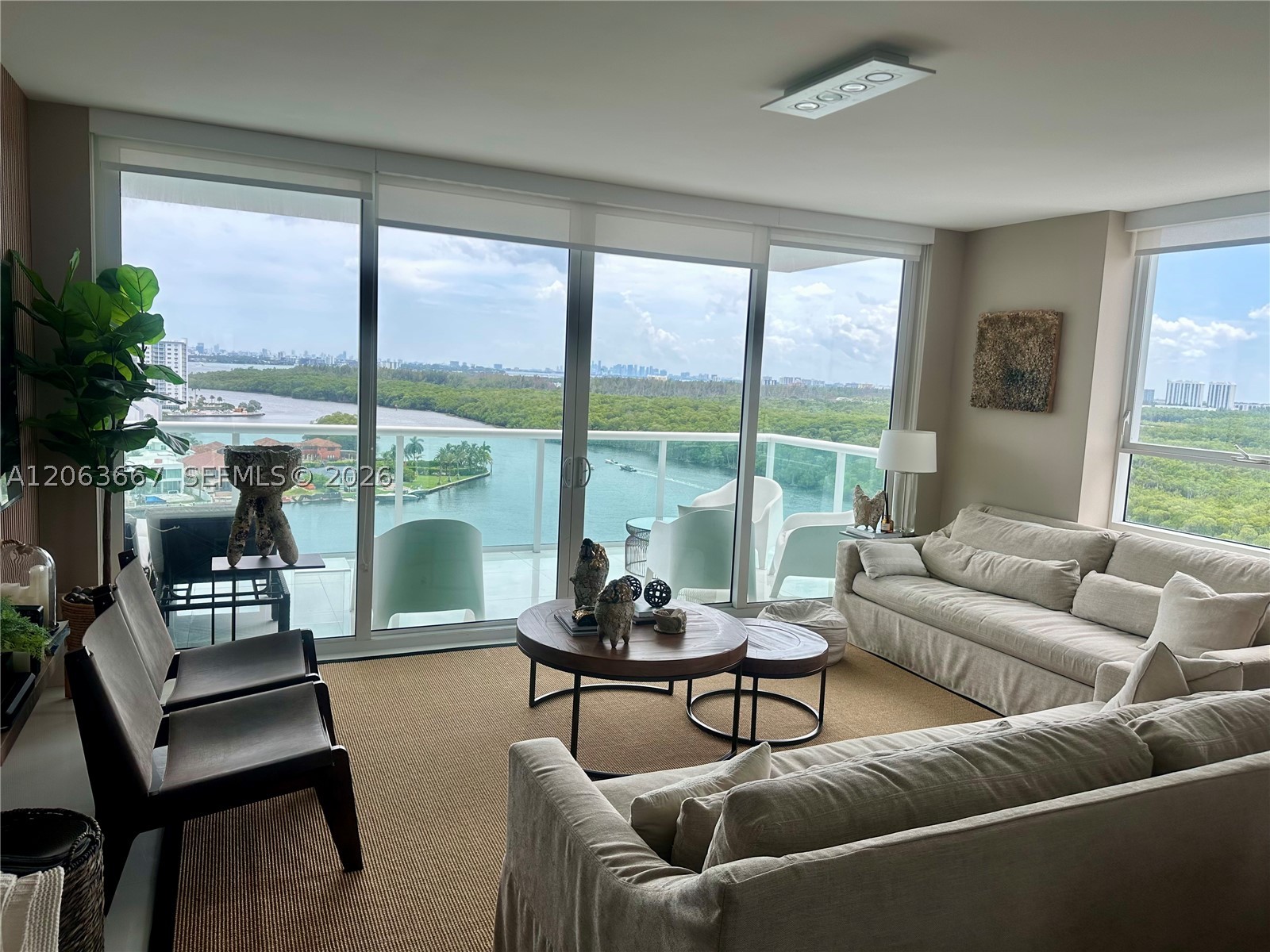 image 400 Sunny Isles11