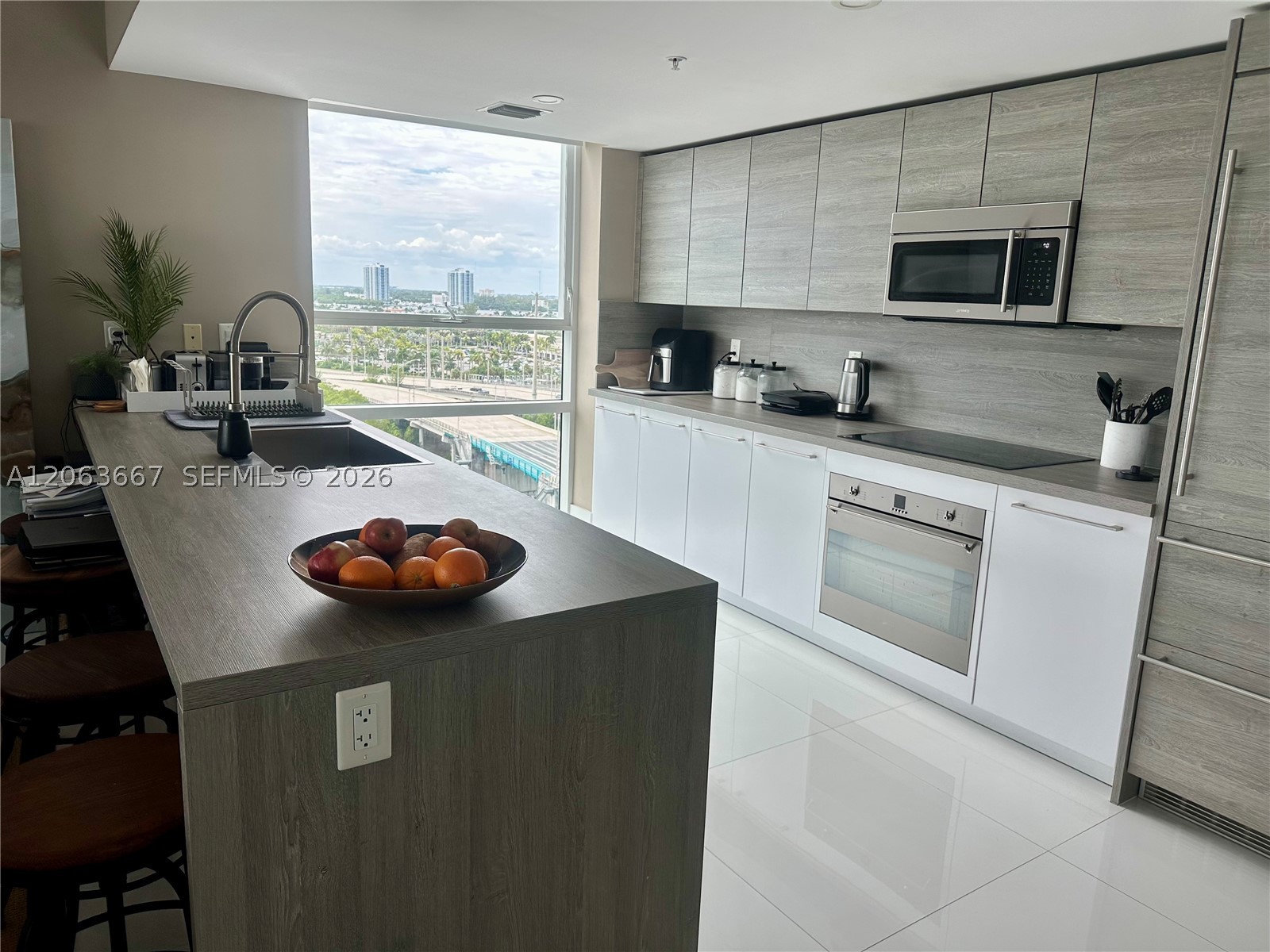 image 400 Sunny Isles16