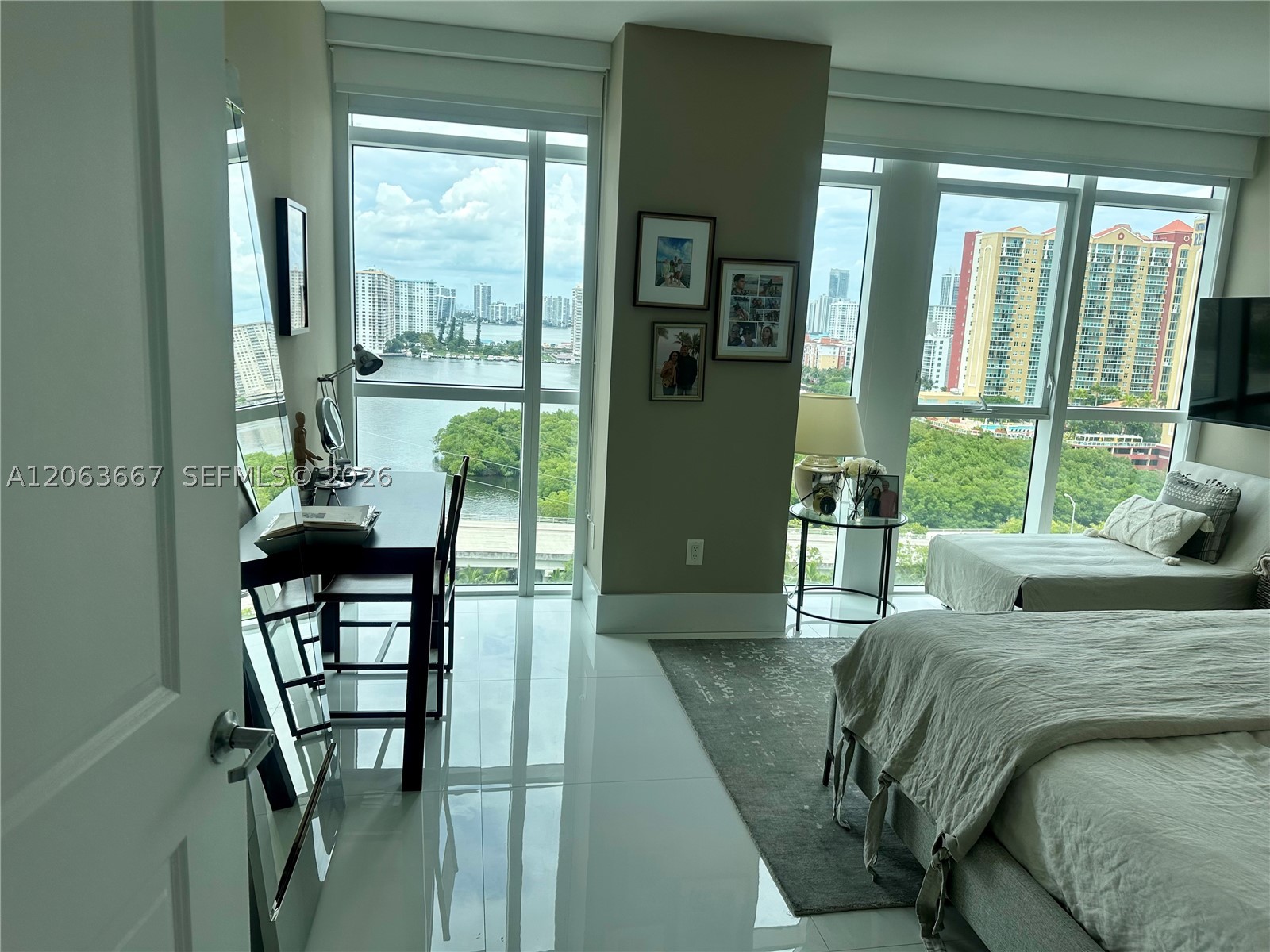 image 400 Sunny Isles19