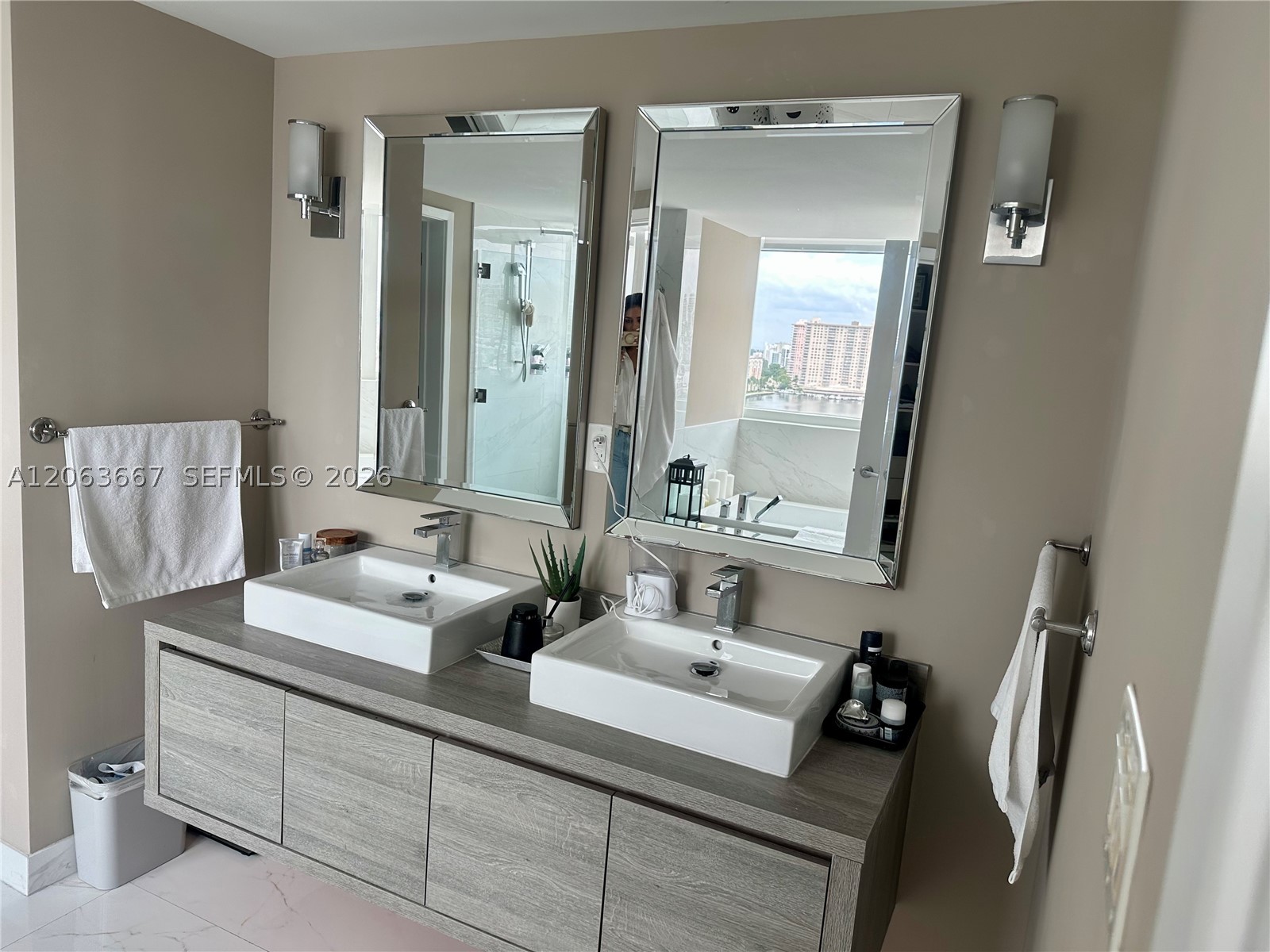 image 400 Sunny Isles22