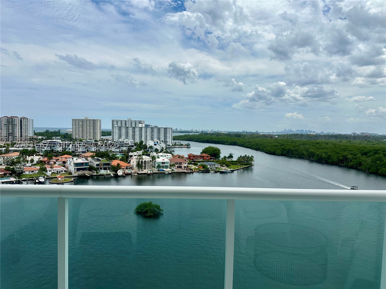 image 400 Sunny Isles2
