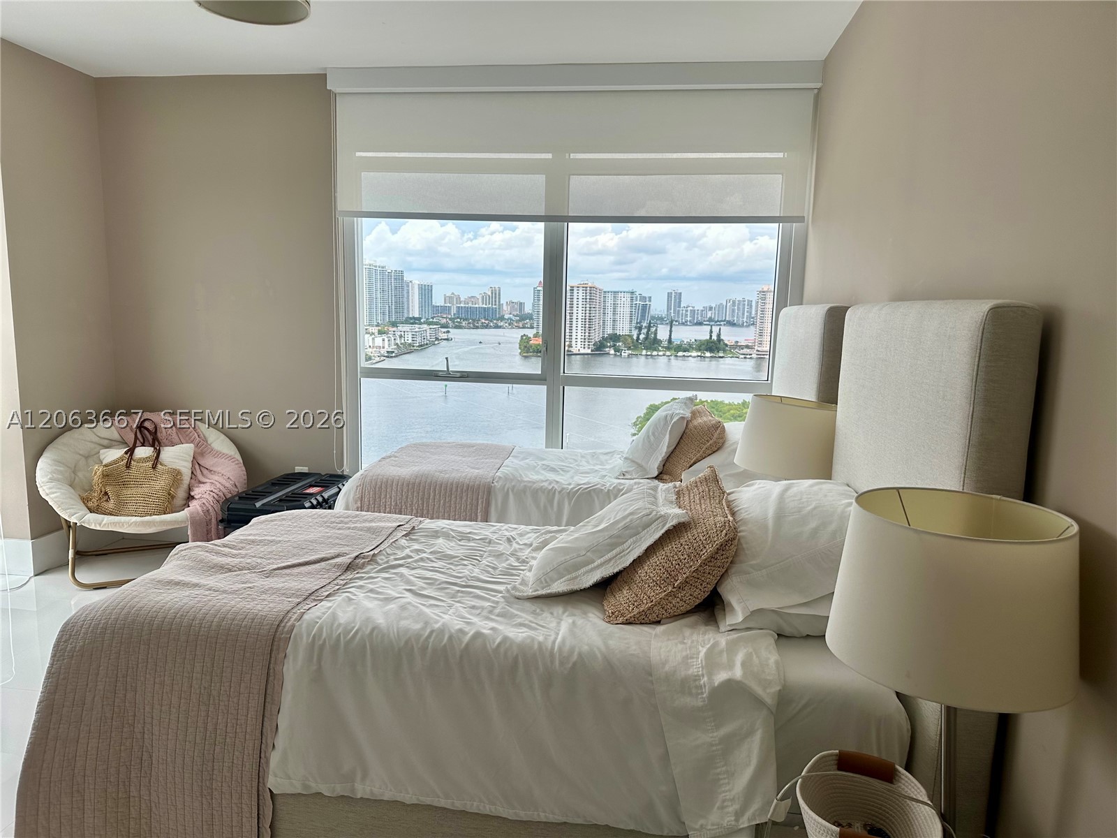 image 400 Sunny Isles31