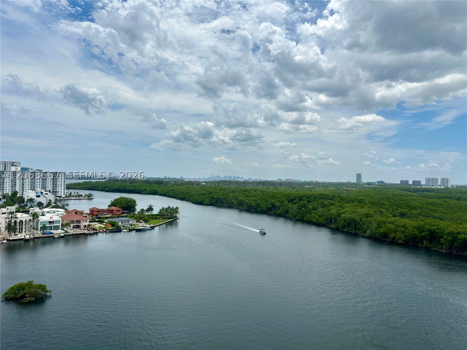 image 400 Sunny Isles36