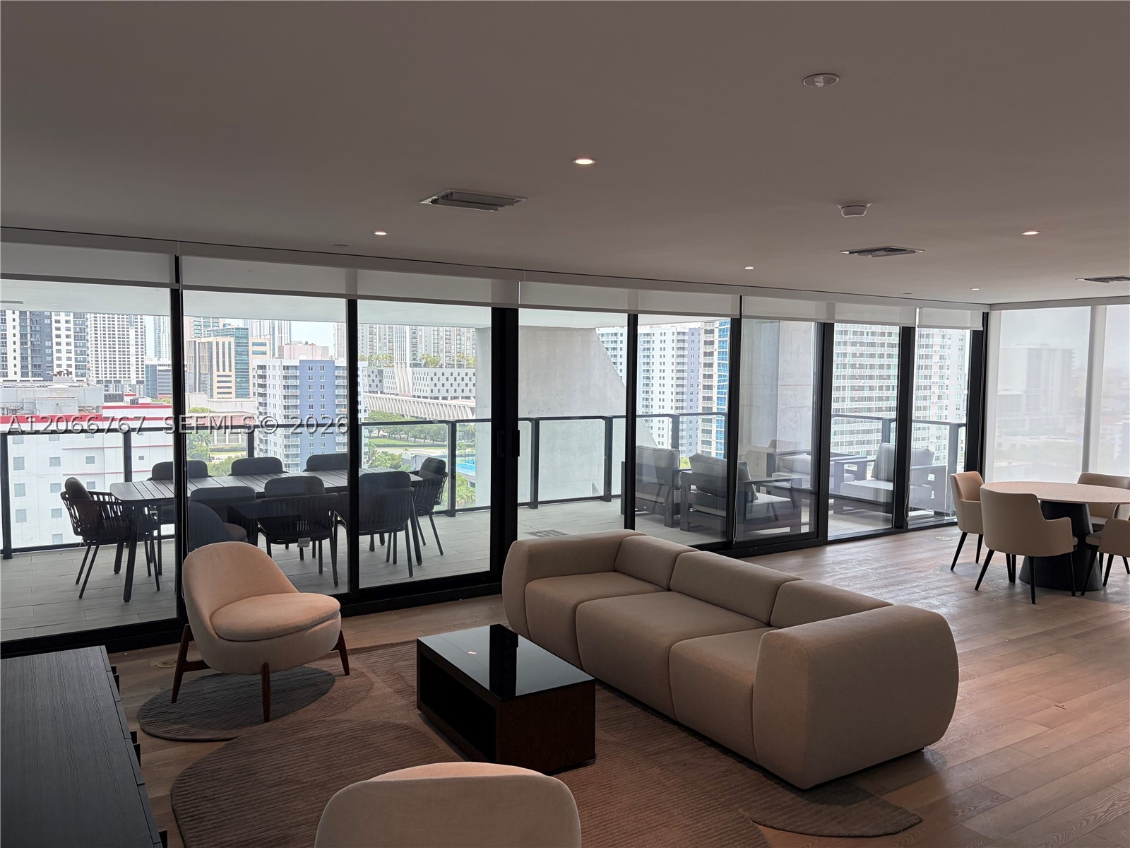 image E11EVEN Hotel & Residences0