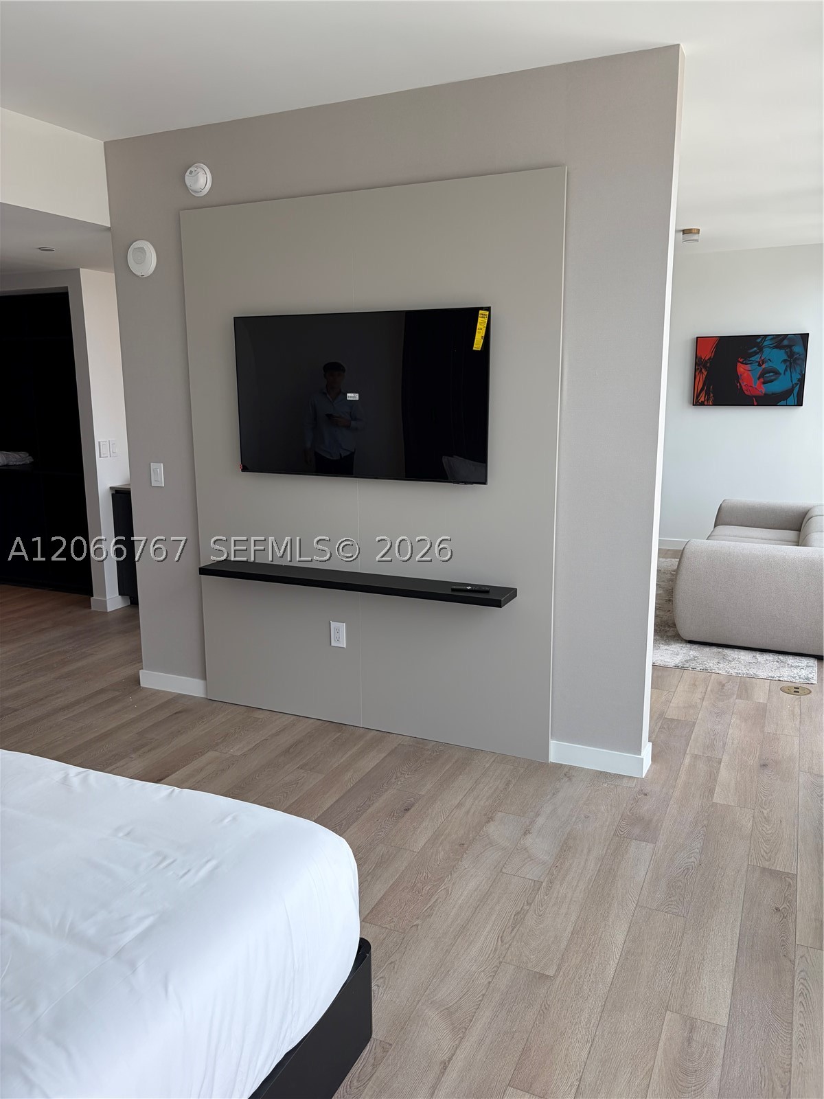 image E11EVEN Hotel & Residences9