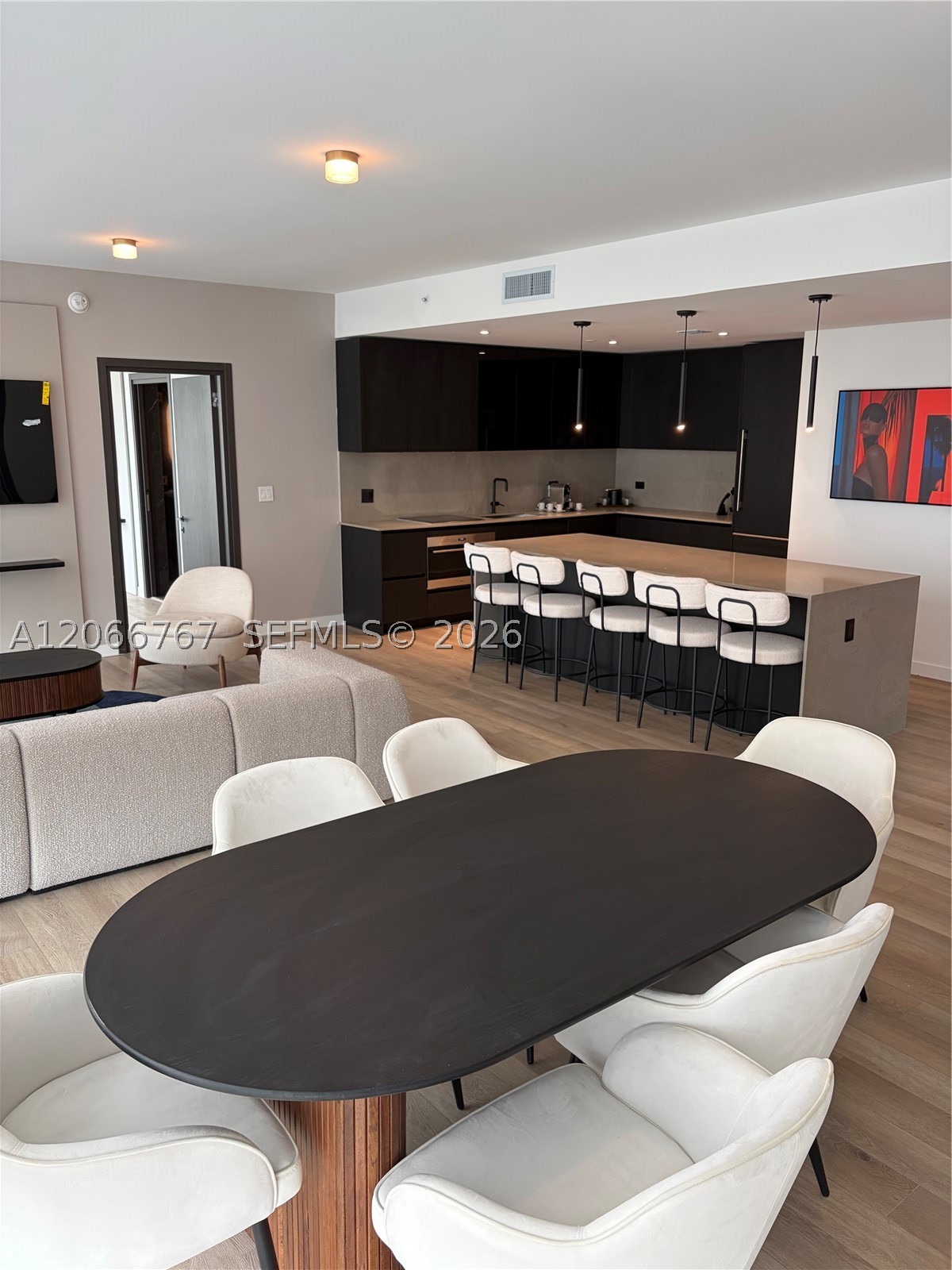 image E11EVEN Hotel & Residences17