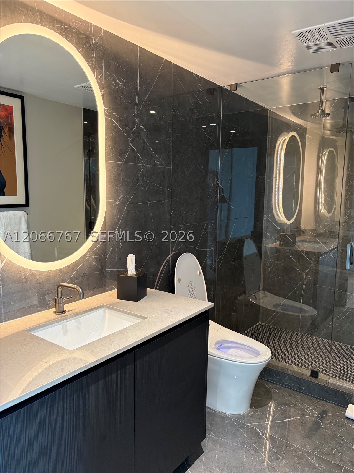 image E11EVEN Hotel & Residences20