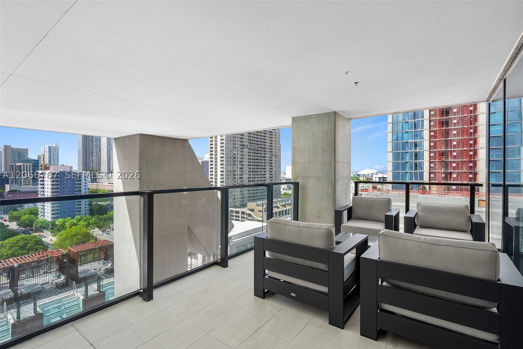 image E11EVEN Hotel & Residences24