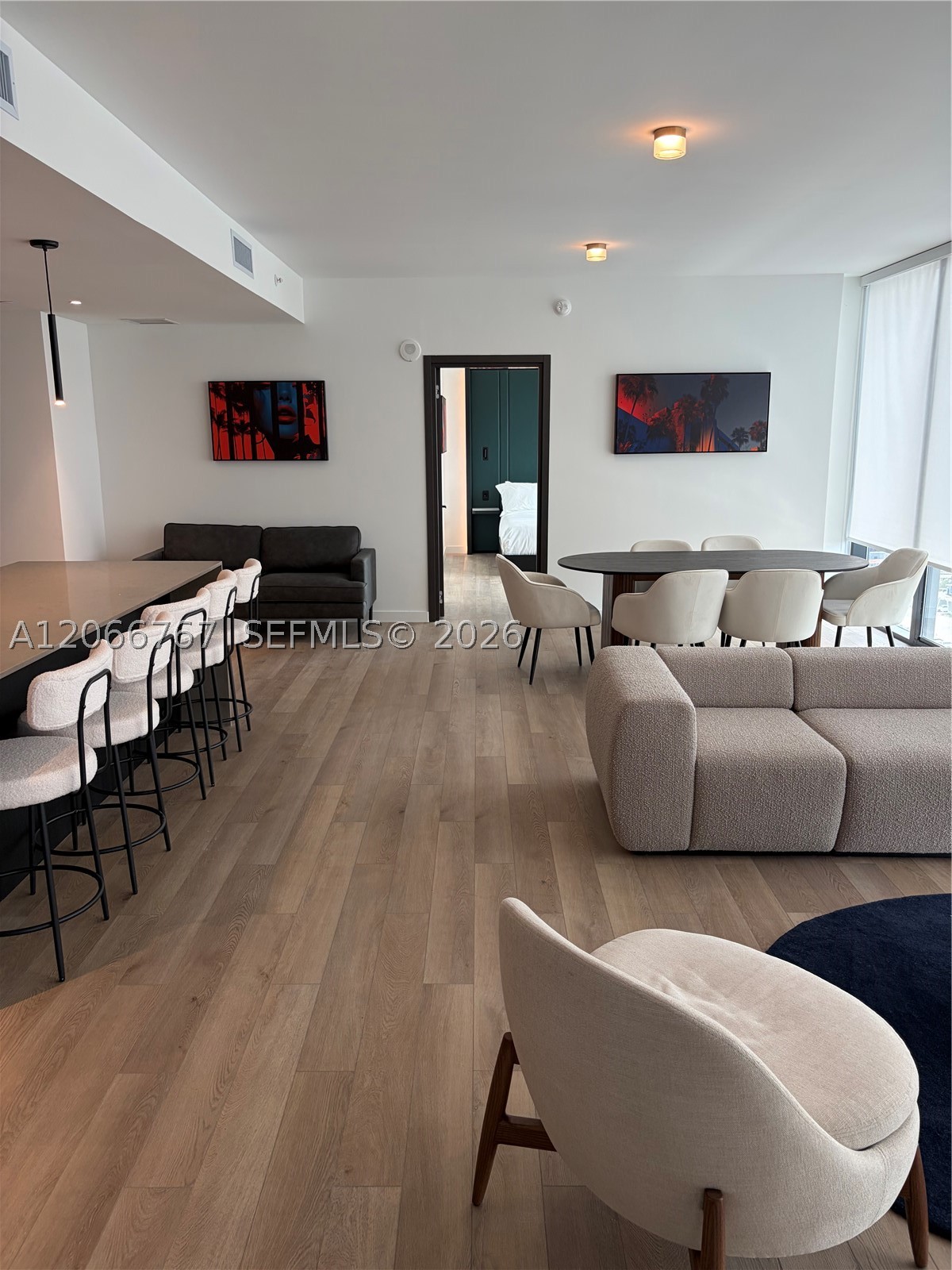 image E11EVEN Hotel & Residences3