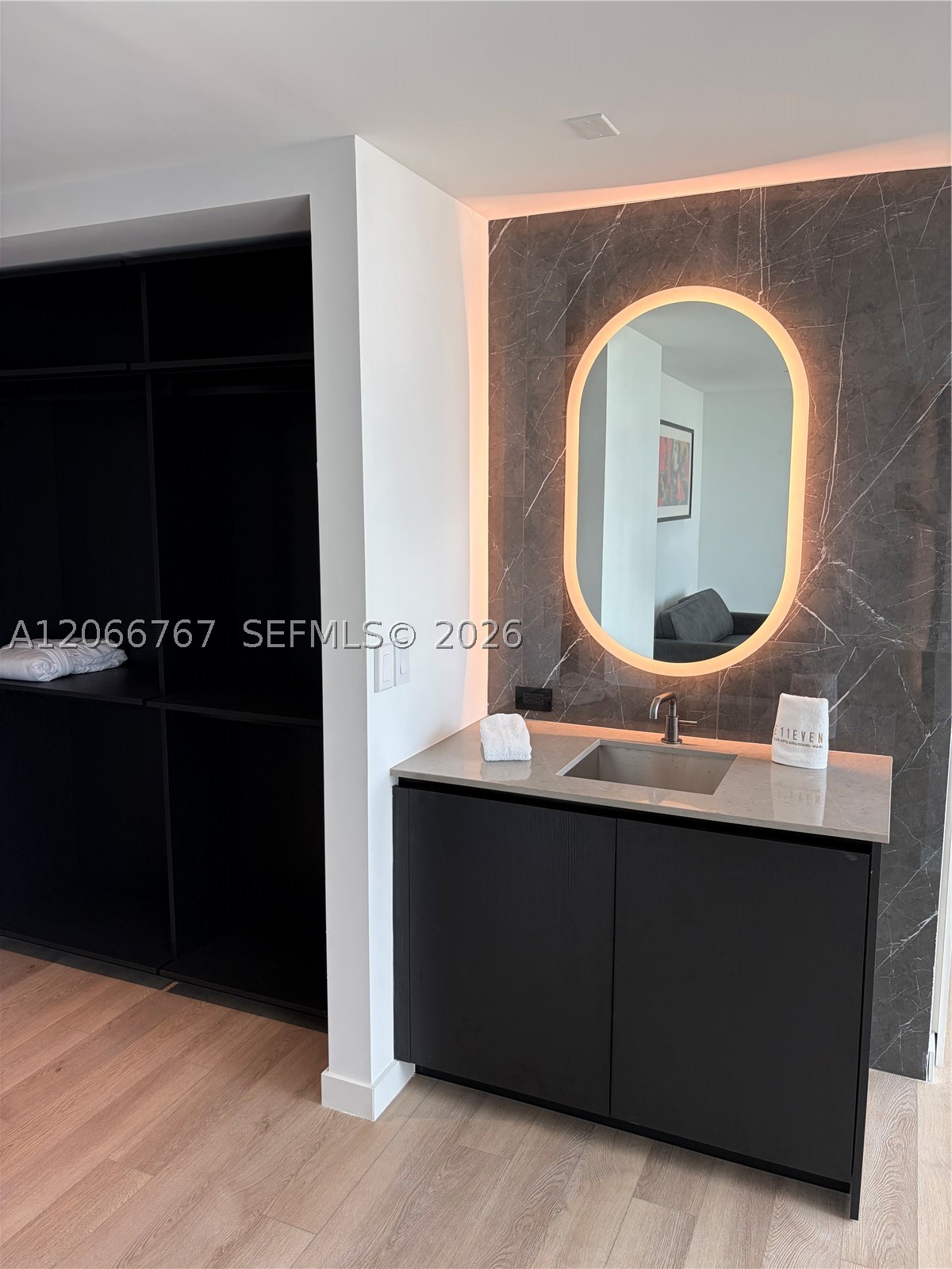image E11EVEN Hotel & Residences8