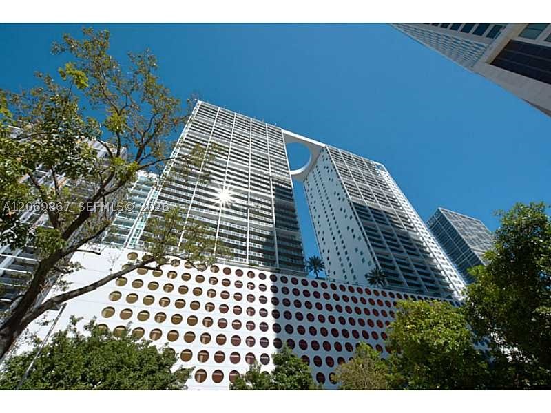 image 500 Brickell West0
