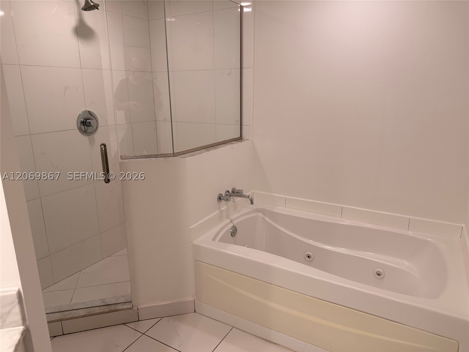 image 500 Brickell West11