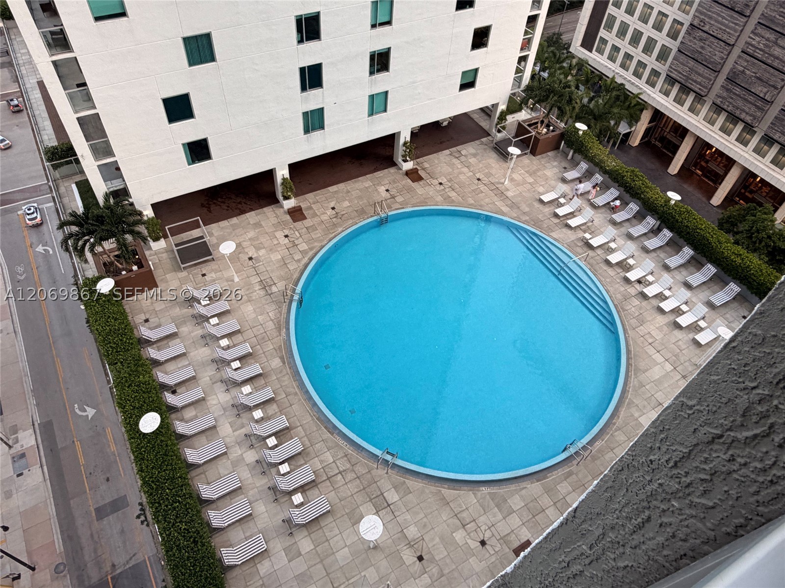 image 500 Brickell West13