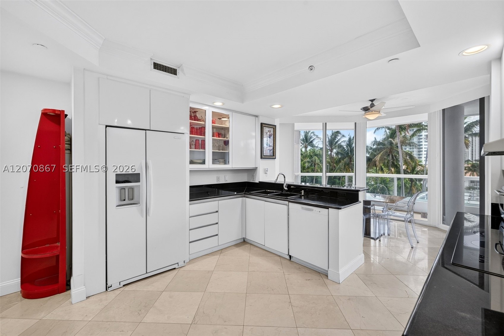 21050 Point Pl #403 Aventura, FL 33180