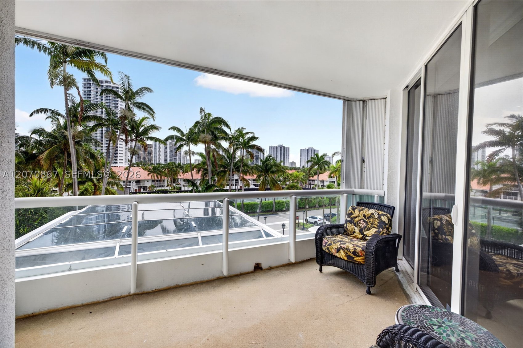 21050 Point Pl #403 Aventura, FL 33180