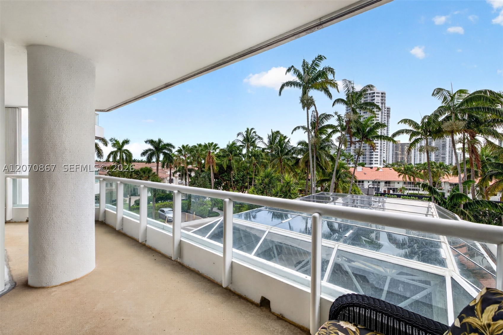 21050 Point Pl #403 Aventura, FL 33180