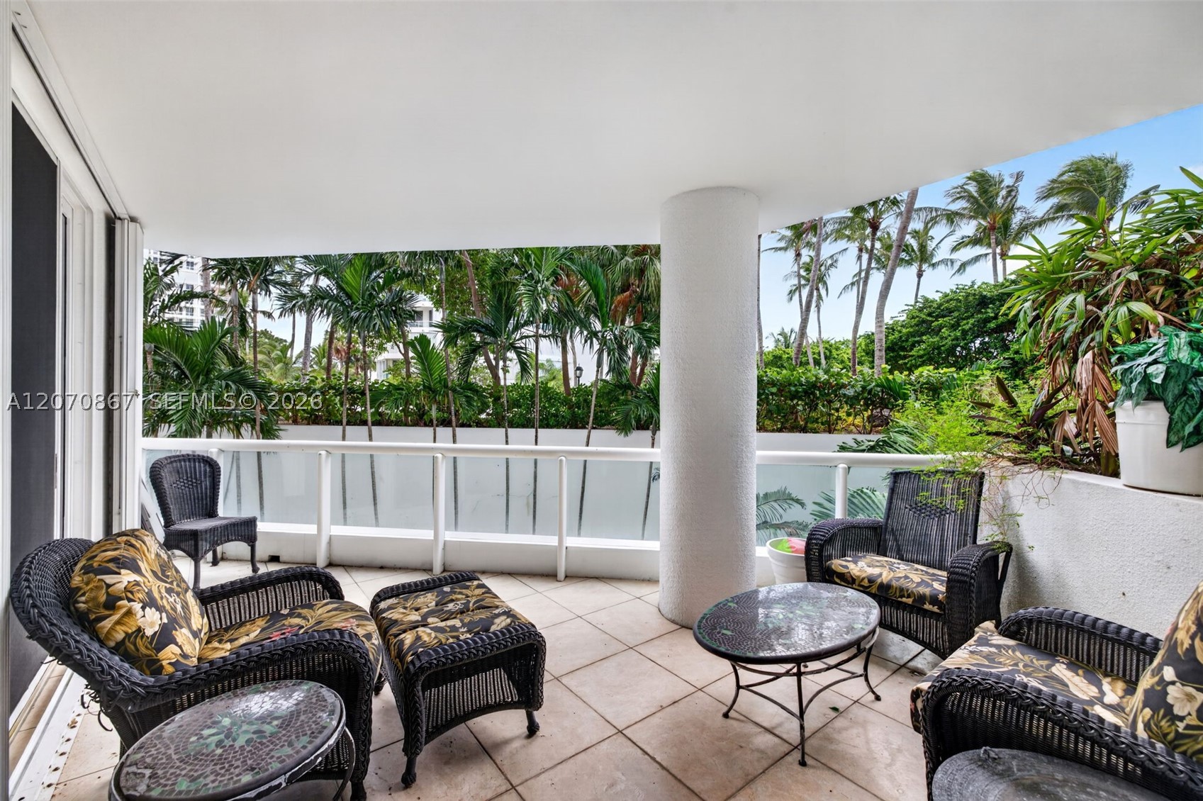 21050 Point Pl #403 Aventura, FL 33180