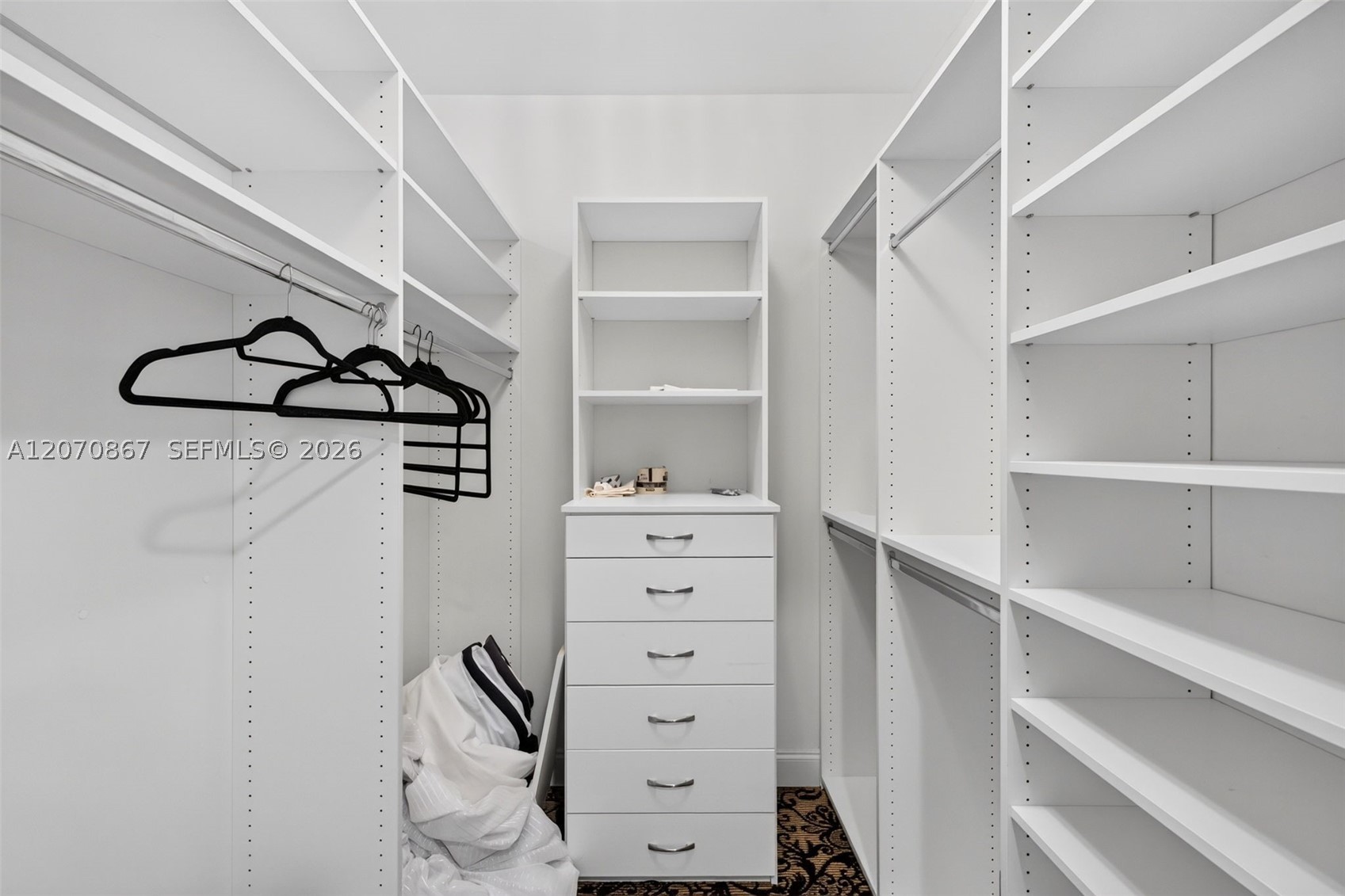 21050 Point Pl #403 Aventura, FL 33180