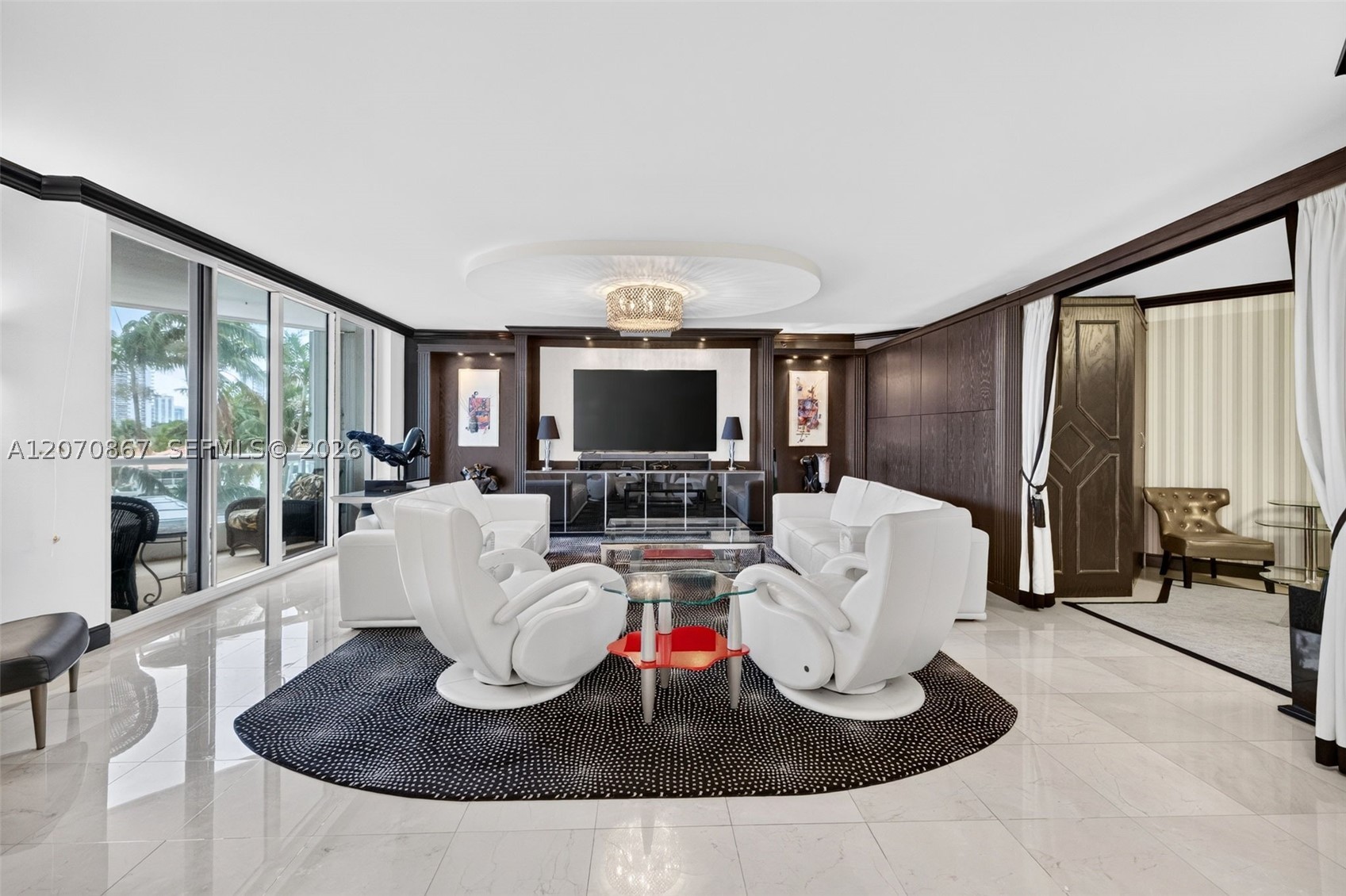 21050 Point Pl #403 Aventura, FL 33180