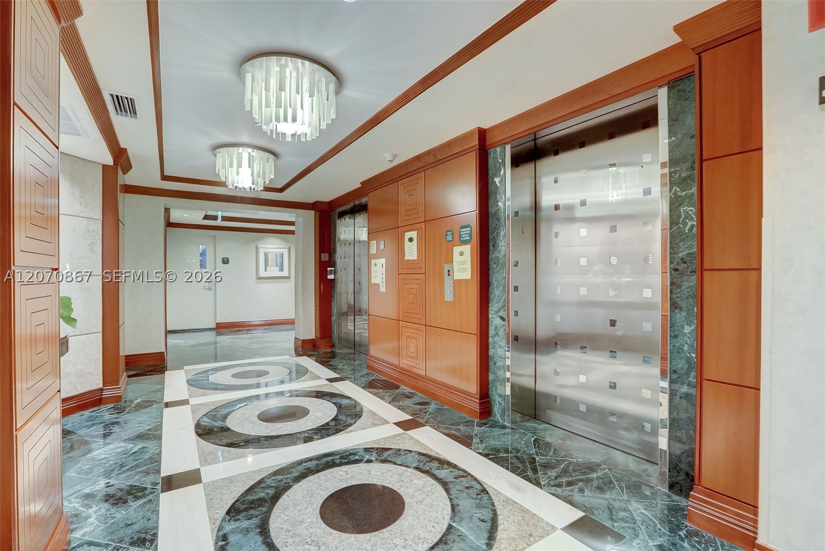 21050 Point Pl #403 Aventura, FL 33180