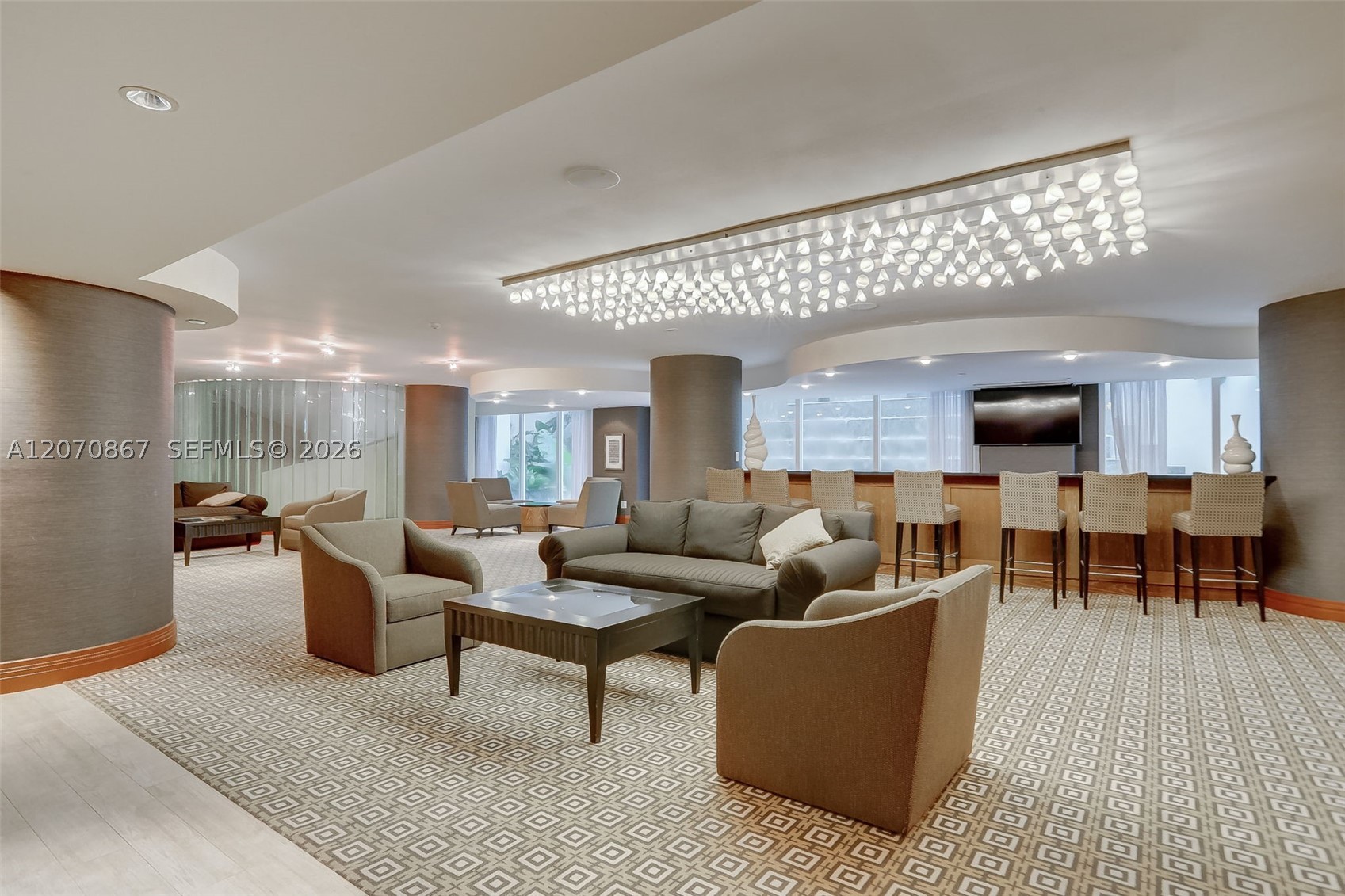 21050 Point Pl #403 Aventura, FL 33180