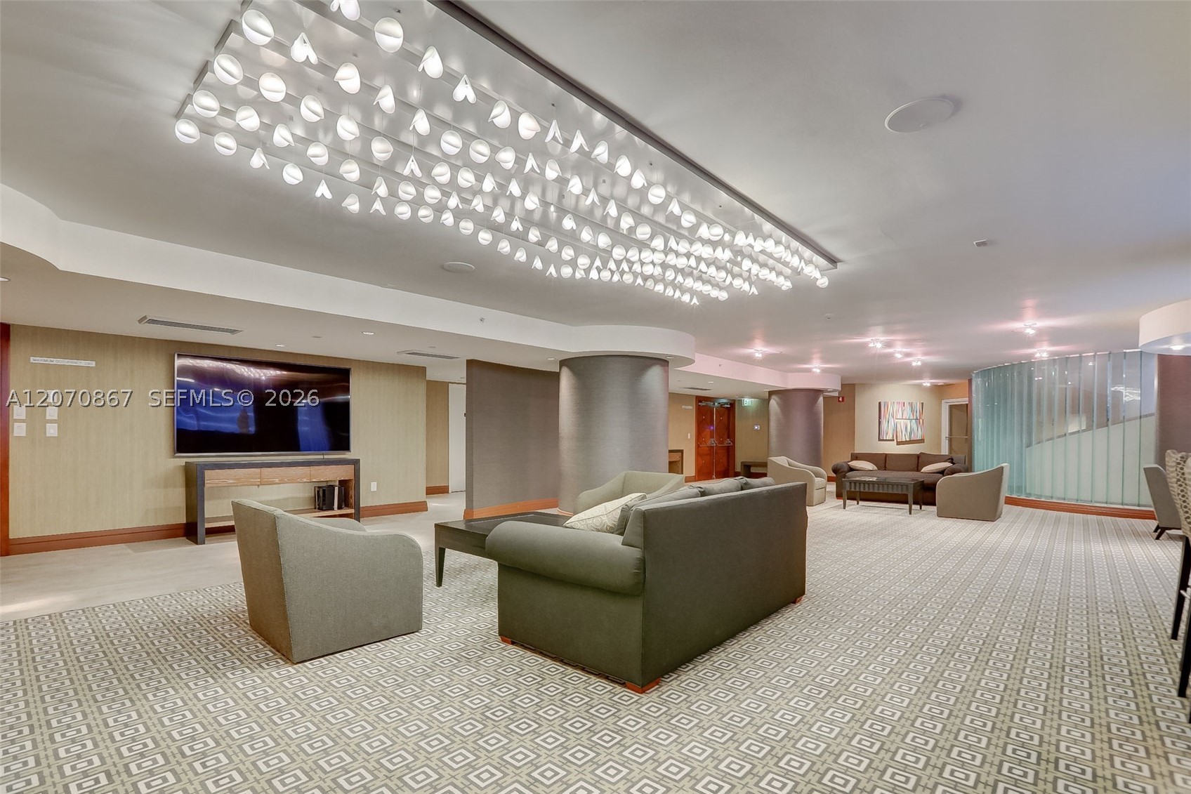 21050 Point Pl #403 Aventura, FL 33180