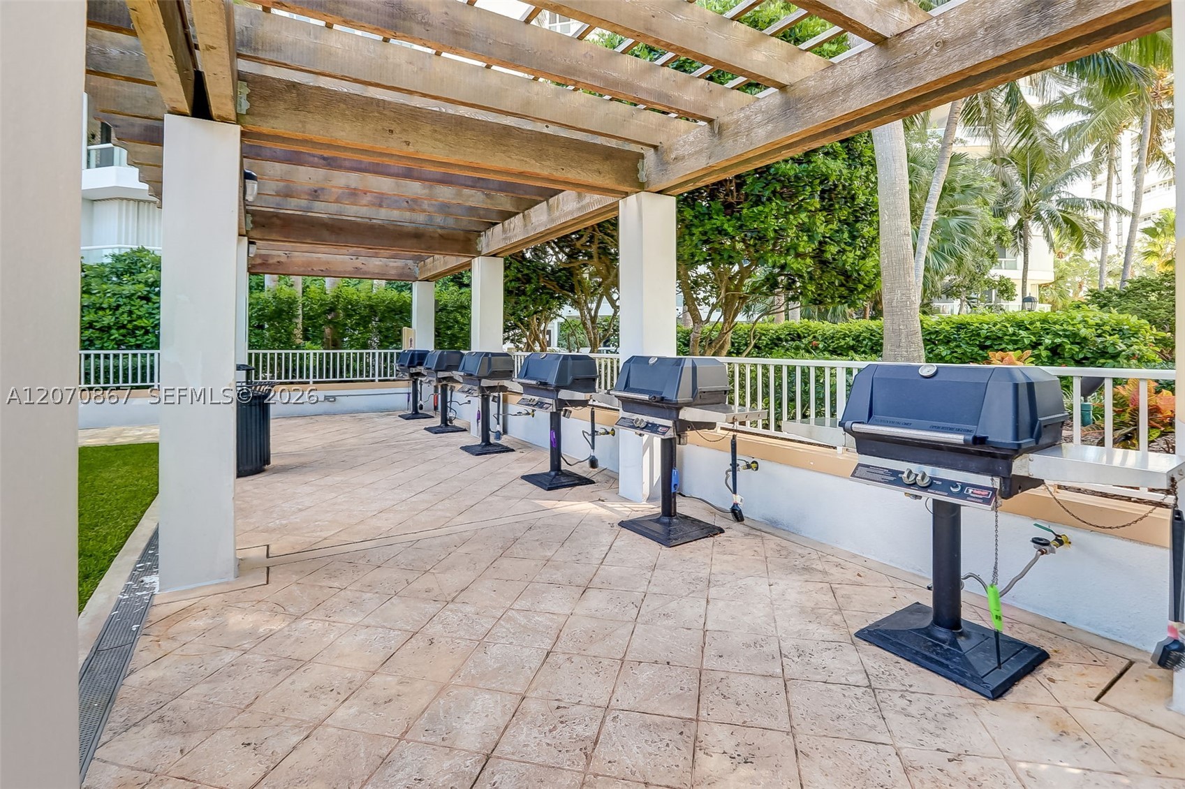 21050 Point Pl #403 Aventura, FL 33180