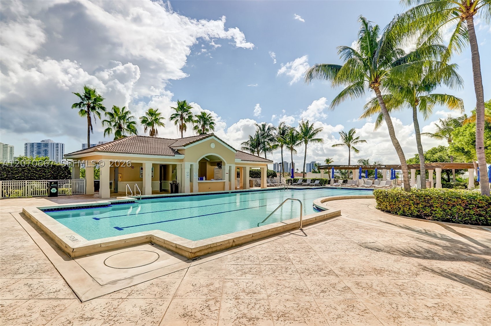 21050 Point Pl #403 Aventura, FL 33180