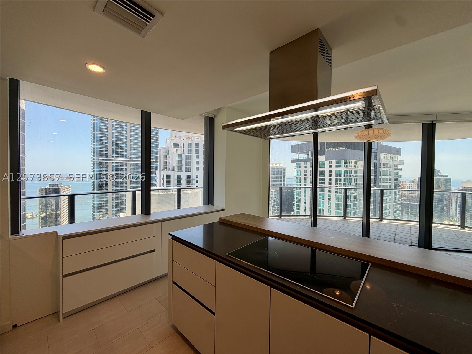 image Brickell Flatiron14