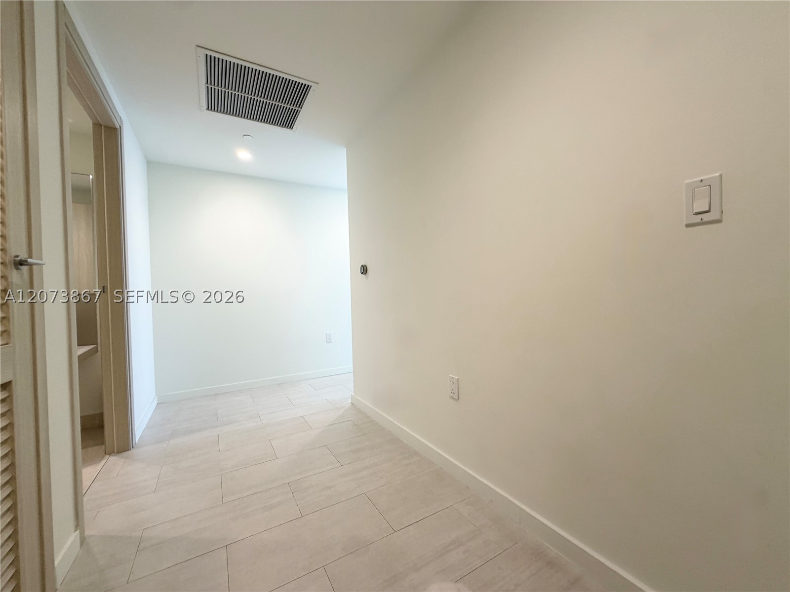 image Brickell Flatiron37