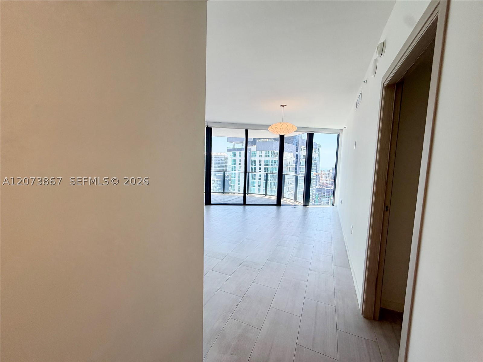image Brickell Flatiron41